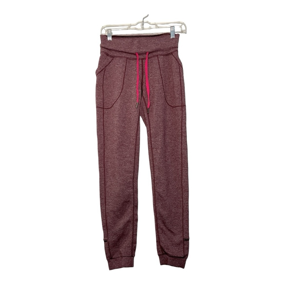Women’s Lululemon Base Runner Pant III in heathered bordeaux drama, size 2